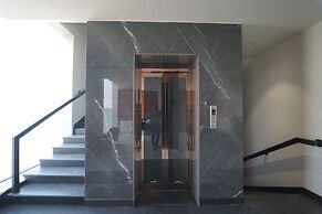 Hotel Millennium