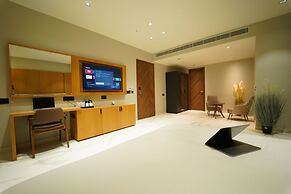 Hotel Millennium