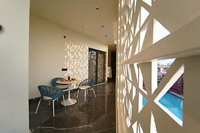 Hotel Millennium