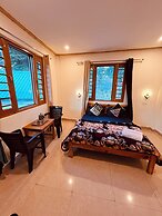 Skyard Hostel & Homestay (Harsil Valley)