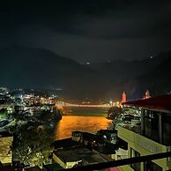 Skyard Hostel & Homestay (Harsil Valley)