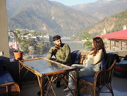 Skyard Hostel & Homestay (Harsil Valley)