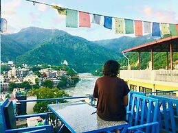 Skyard Hostel & Homestay (Harsil Valley)