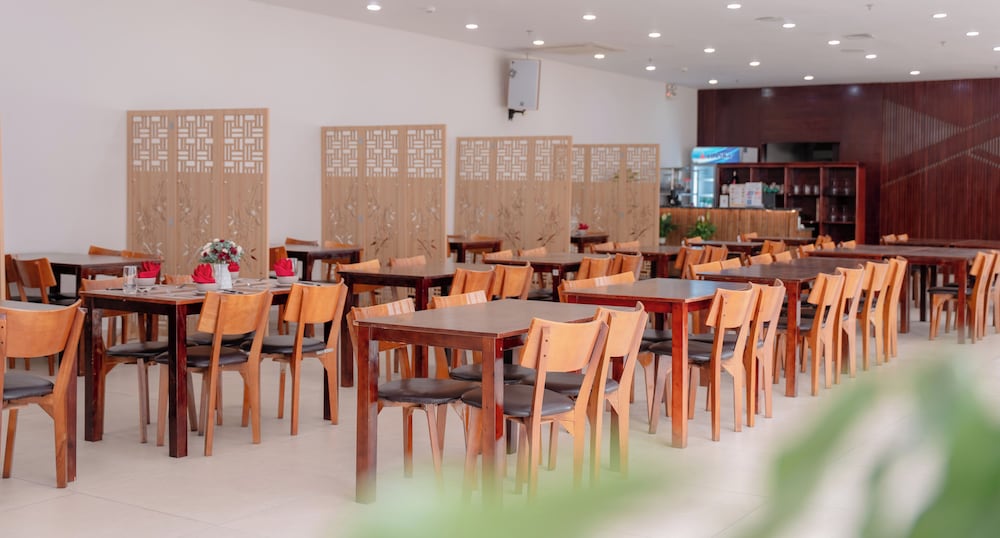 Juna Hotel