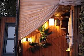 The Jungle Bungalov