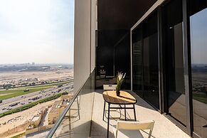 Business Bay Trendy Studio w Pool and Gym