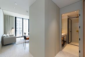 Business Bay Trendy Studio w Pool and Gym