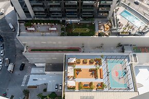 Business Bay Trendy Studio w Pool and Gym