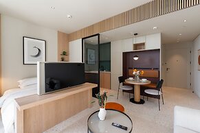 Business Bay Trendy Studio w Pool and Gym