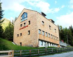 Apartment in Tyrol Near Ski Slopes