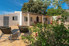 Villa in Central Location