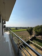 Hotel Dev Resort