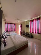 Hotel Dev Resort