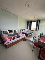 Hotel Dev Resort