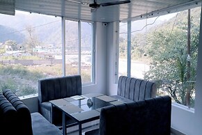Ditya Destiny's JK River View Resort