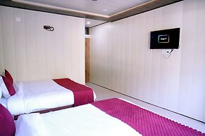 Ditya Destiny's JK River View Resort