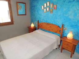 Apartment Near Roses Beach With Pool