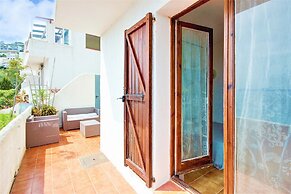 House in Rosas With Waterfront & Beach Nearby