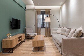 Phaedrus Living Pagkrati Modern Grove