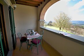 Apartment in Tuscany Near Vineyards