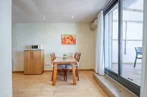 Centrally Heated Apt. in Roses