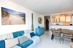 Beachside Stay w/ Pools
