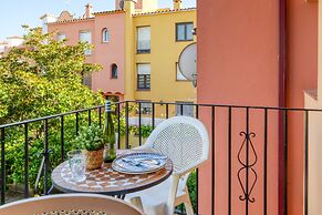 Apartment in Empuriabrava Near Beach