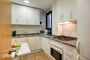 Apartment With Scenic View