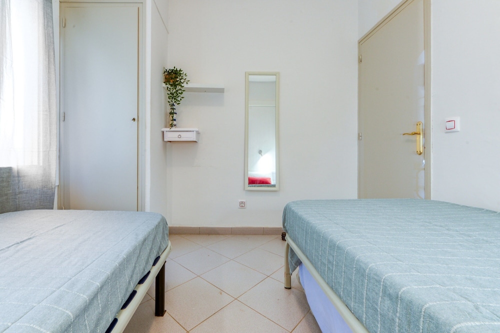 Apartment in Roses Near Canyelles Beach