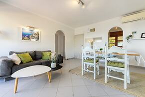 Apartment in Roses Near Canyelles Beach
