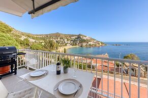 Apartment in Roses Near Canyelles Beach