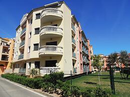 Bright Flat Near Nature Park