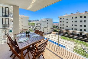 Apartment in Roses Near Sandy Beach