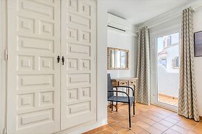Rustic Chic w/ Mooring Spot