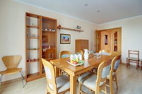 Apartment in Roses by the Beach