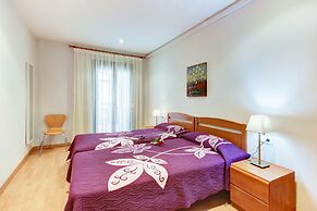 Apartment in Roses by the Beach