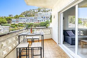 Apartment in Roses With Waterfront Views