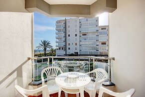 Apartment in Roses on the Beachfront