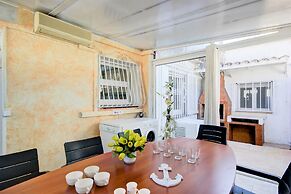 House in Empuriabrava With Private Pool