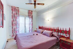 Apartment Empuriabrava Near Sandy Beach