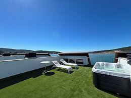 Porto Cabana by Miramar Stays