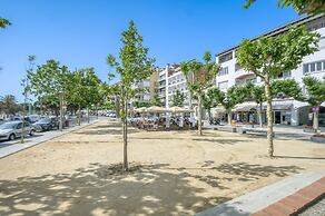 Apartment in Roses by the Beach
