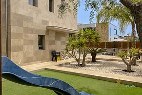 Villa Near Playas de Muro