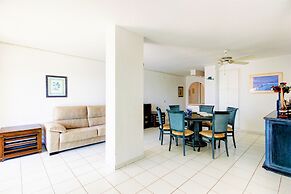 Apartment in Roses Near Sand Beach