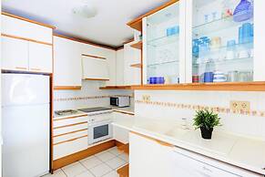Apartment in Roses Near Sand Beach