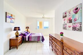 Apartment in Roses Near Sand Beach