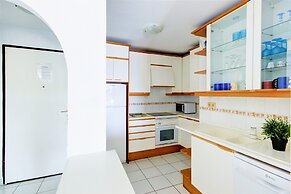 Apartment in Roses Near Sand Beach