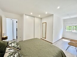 Apartment Near Canyelles Petites Beach
