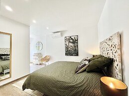 Apartment Near Canyelles Petites Beach