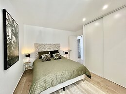 Apartment Near Canyelles Petites Beach